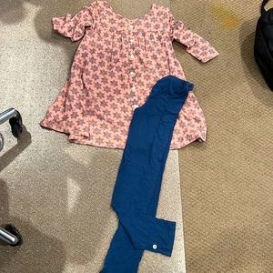 Omi Jo star tunic sz 8 with coordinating leggings sz 9/10 VGUC